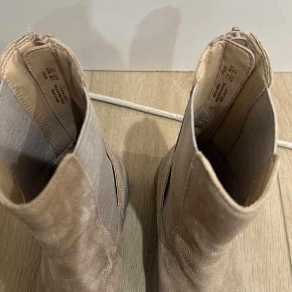 Sam Edelman - Picture 2 of 4